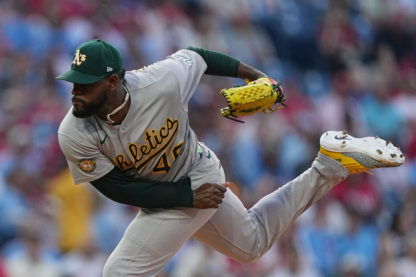 Harper, Sánchez lead streaking Phillies to 9-1 victory over Athletics | iNFOnews.ca