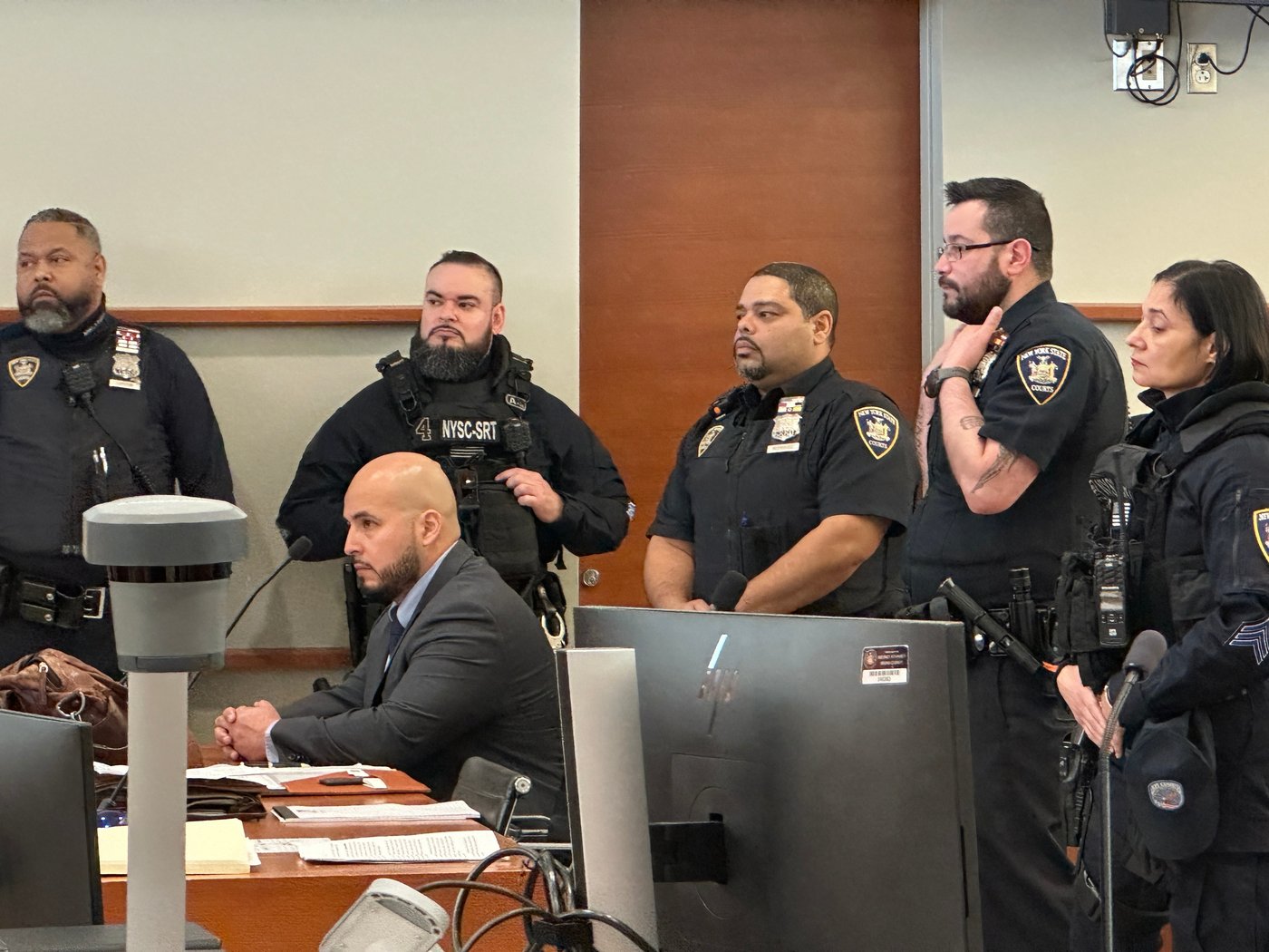 Ex-NYPD sergeant freed from jail while he appeals his conviction for deadly cooler throw | iNFOnews.ca