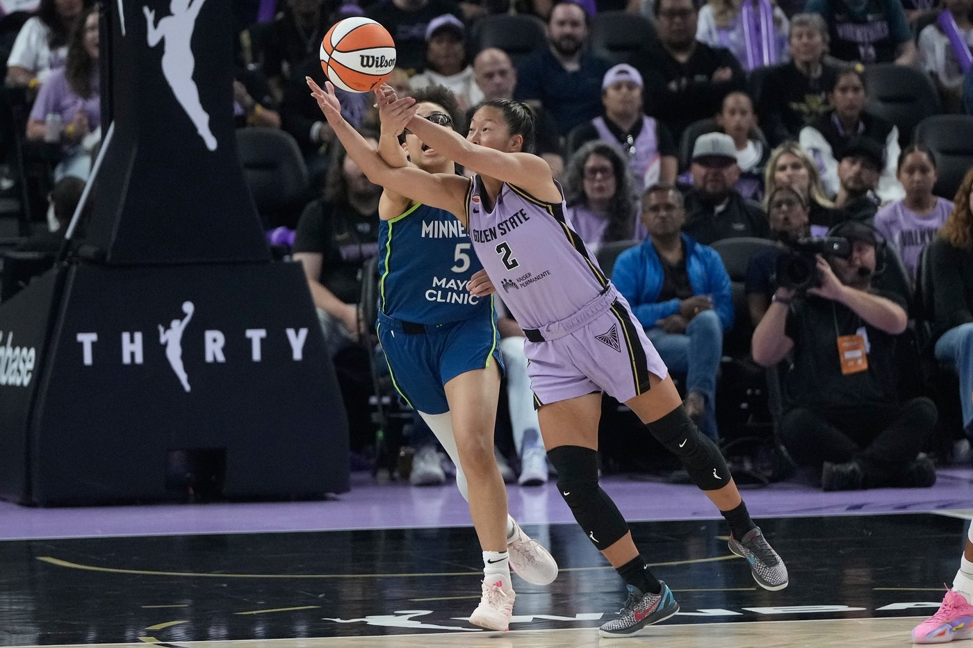 Olivia Miles has 20 points, 7 assists before ankle injury as WNBA-best Lynx beat Valkyries 77-66 | iNFOnews.ca Olivia Miles has 20 points, 7 assists before ankle injury as WNBA-best Lynx beat Valkyries 77-66 | iNFOnews.ca