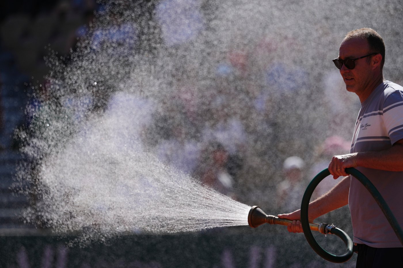 Heat wave raises temperatures at the French Open, in photos | iNFOnews.ca