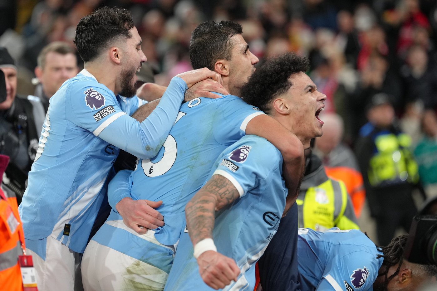 Haaland seals dramatic 2-1 win for Man City at Liverpool to boost Premier League title challenge | iNFOnews.ca