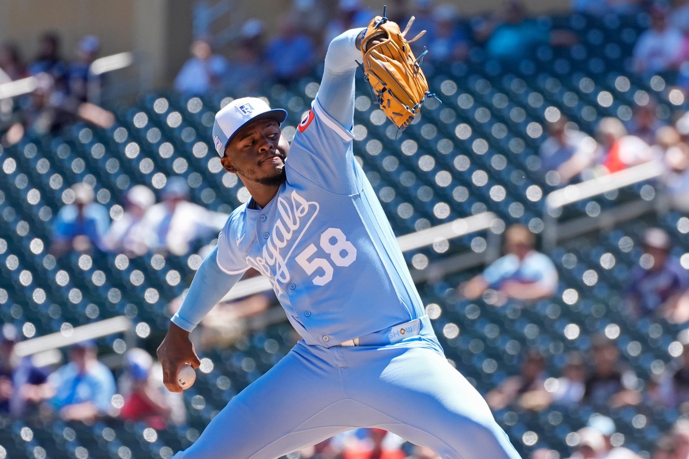 Witt's RBI single caps ninth-inning comeback as Royals beat Twins 3-2 | iNFOnews.ca