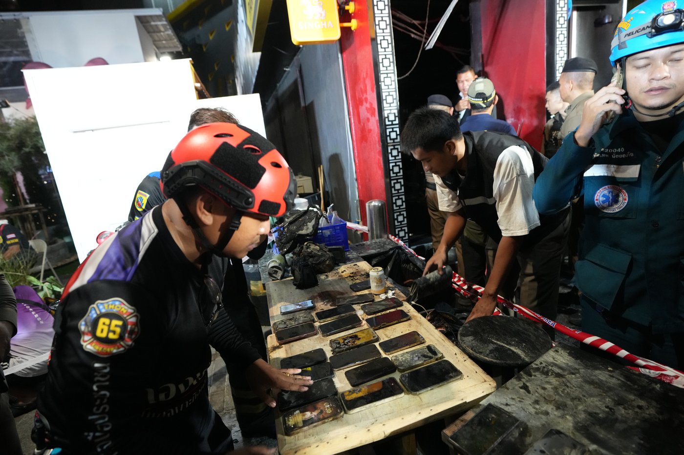 Fire breaks out at a pub in Bangkok, killing at least 27 people | iNFOnews.ca Fire breaks out at a pub in Bangkok, killing at least 27 people | iNFOnews.ca