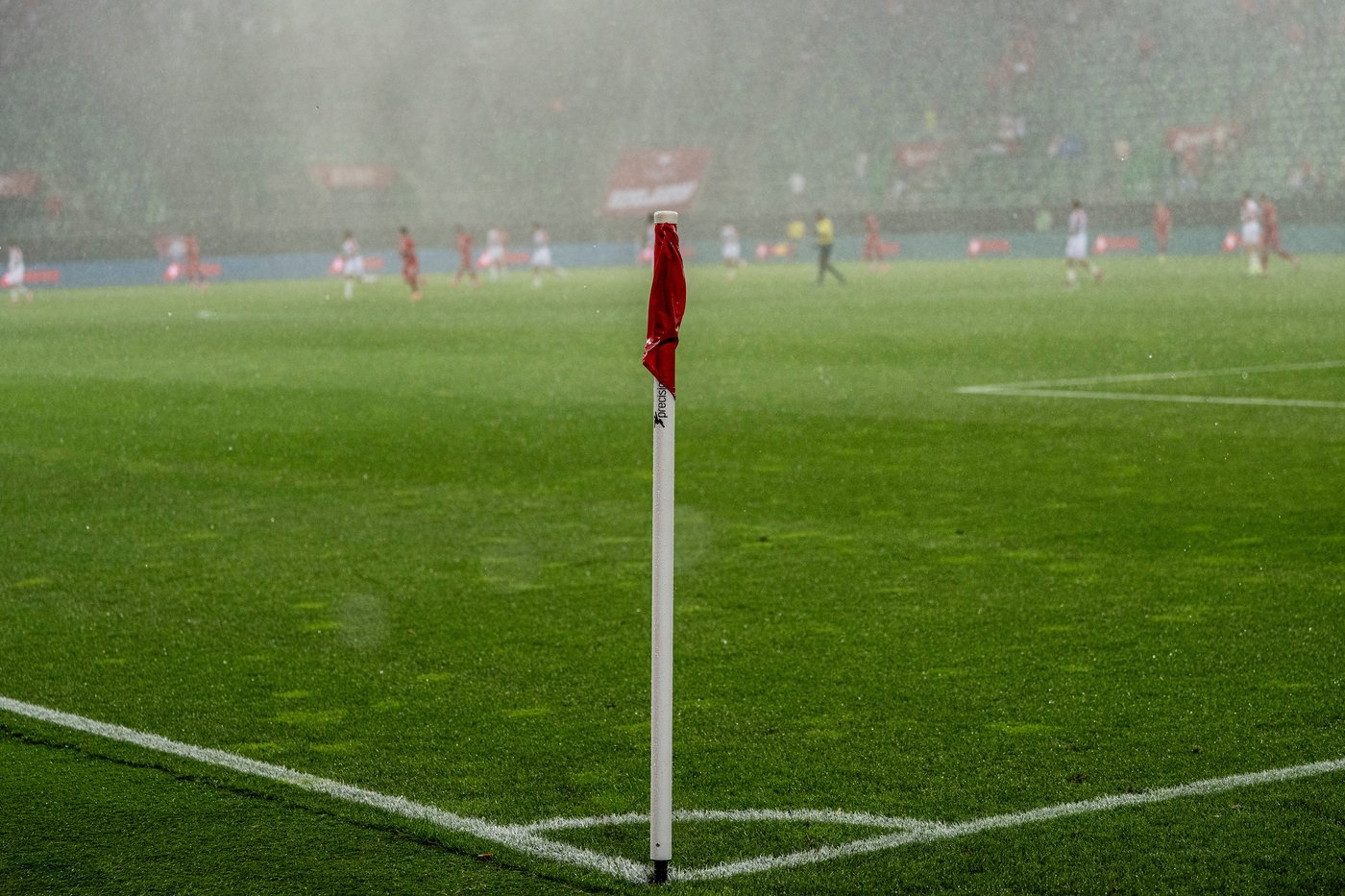 Weather chaos hits World Cup warmup game featuring two final whistles in Switzerland | iNFOnews.ca