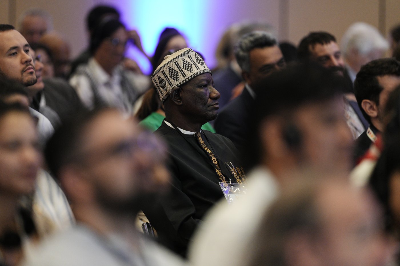 High-level talks begin on moving away from fossil fuels at Colombia conference | iNFOnews.ca