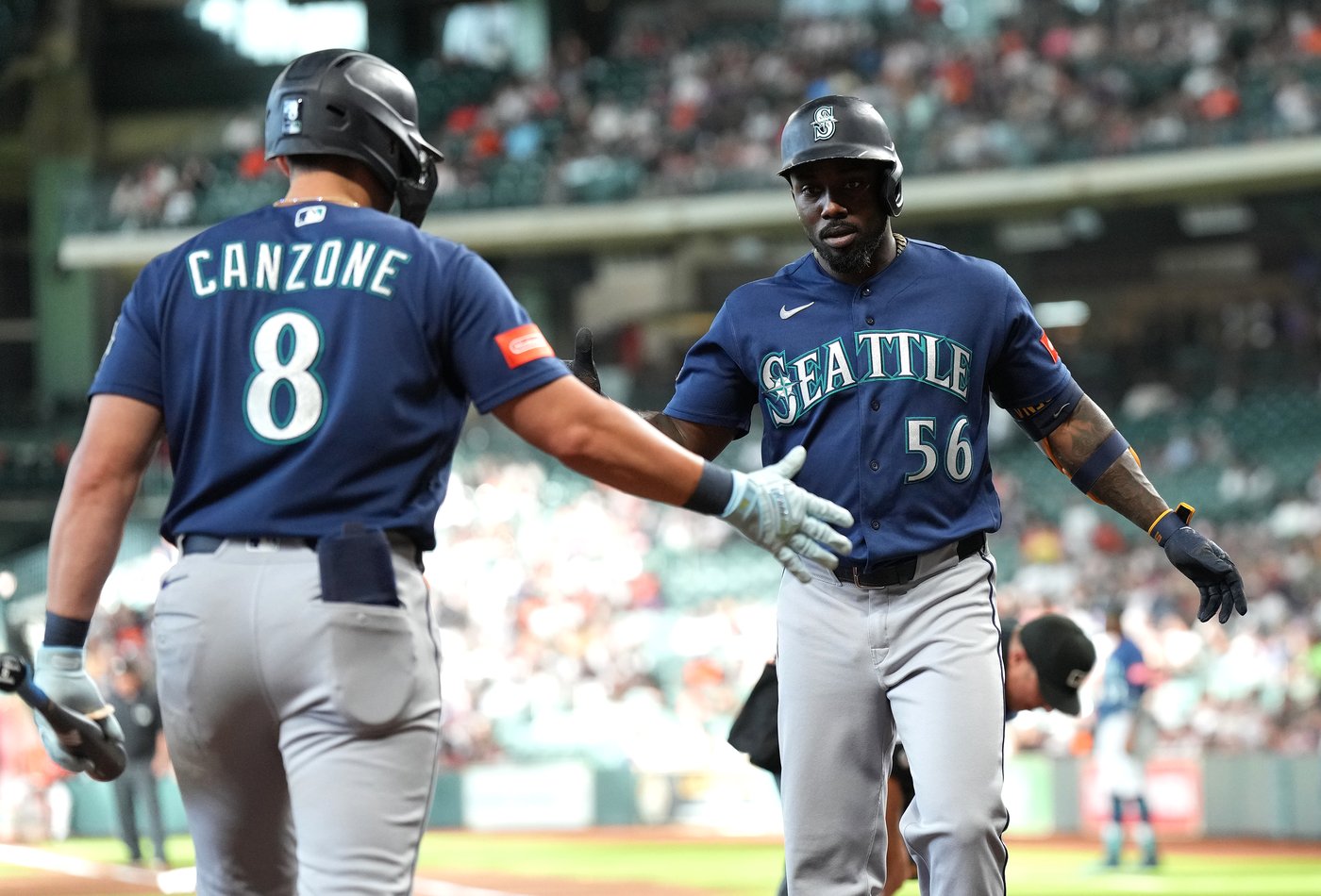 Mariners hang on for a 3-2 win over the Astros as Raleigh, Arozarena go deep | iNFOnews.ca Mariners hang on for a 3-2 win over the Astros as Raleigh, Arozarena go deep | iNFOnews.ca