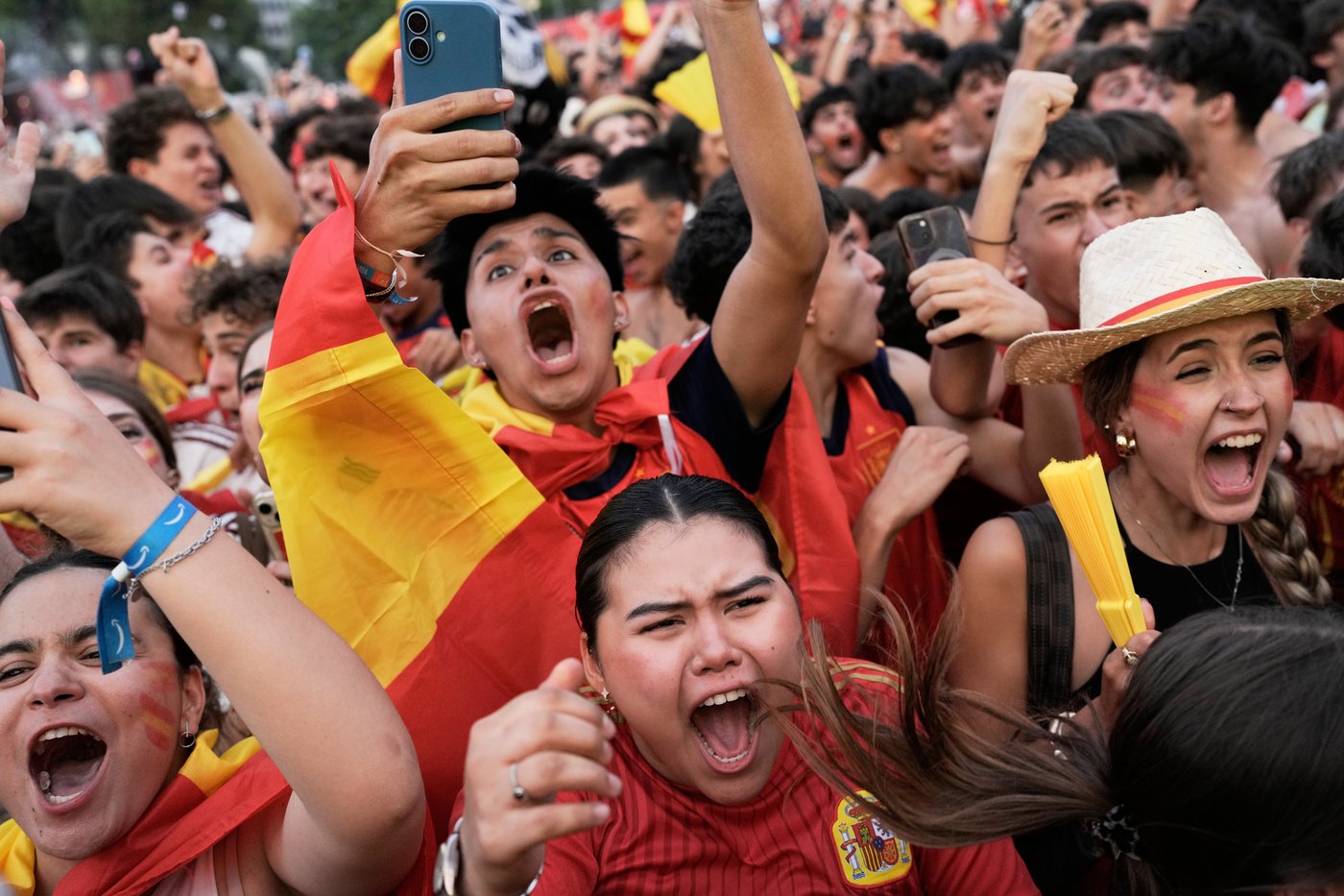 The World Cup final is set, with Messi and Argentina facing Yamal and Spain for the title on Sunday | iNFOnews.ca The World Cup final is set, with Messi and Argentina facing Yamal and Spain for the title on Sunday | iNFOnews.ca