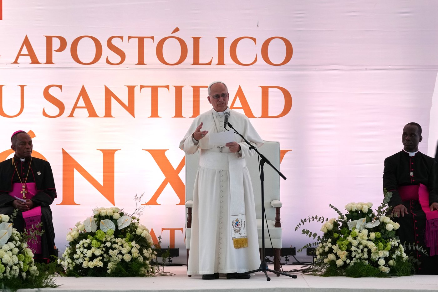 Pope visiting Equatorial Guinea prison in spotlight after US migrant deportations | iNFOnews.ca