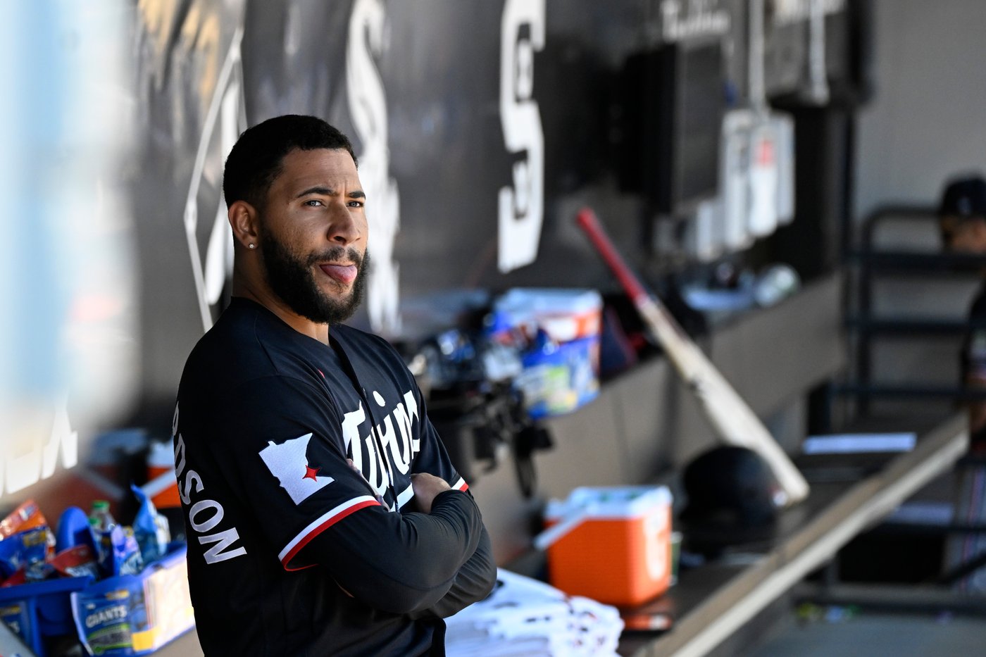 Blue Jays acquire right-hander Simeon Woods Richardson from Twins for cash | iNFOnews.ca