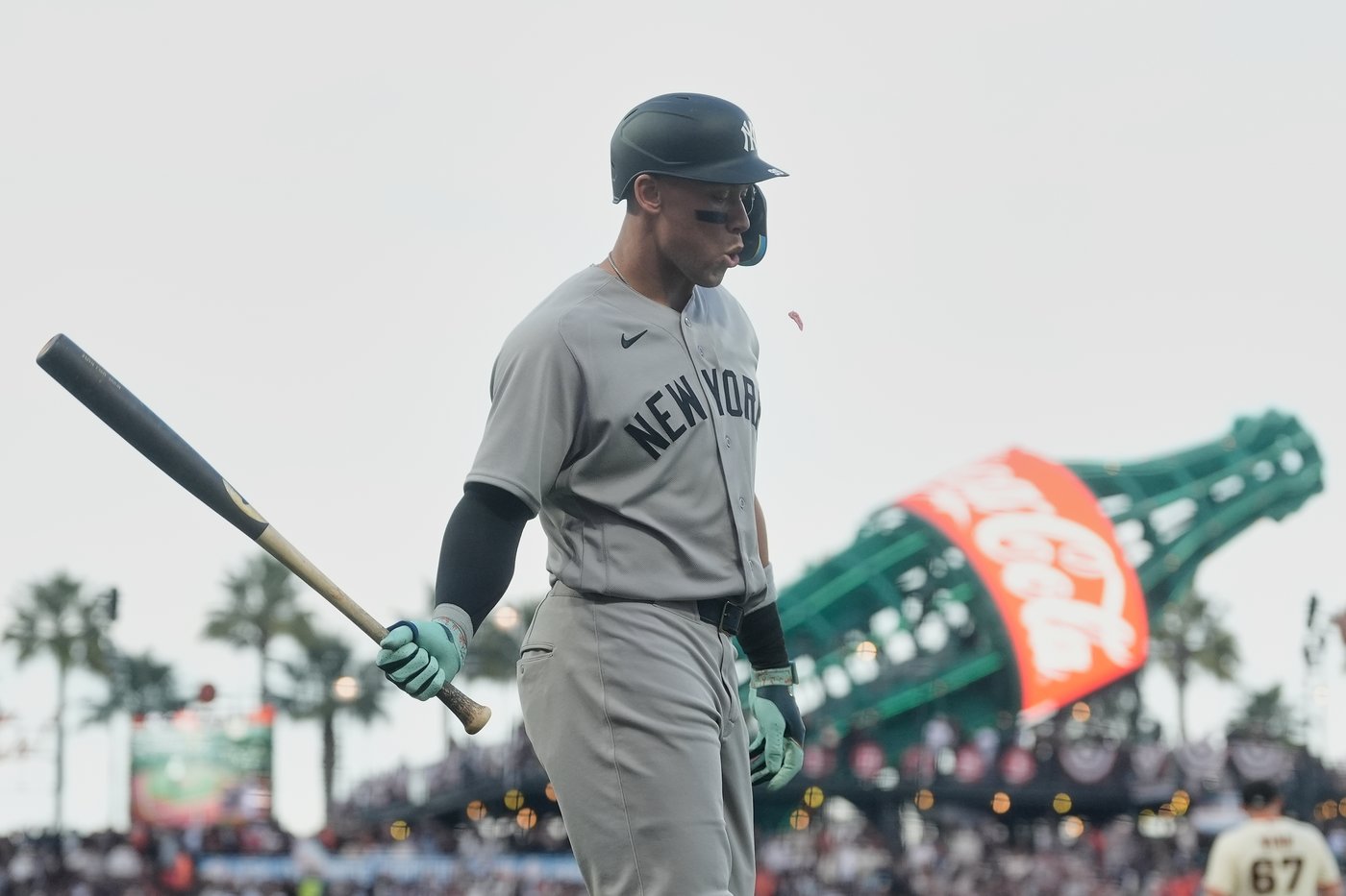 Judge goes hitless on opening day for first time, Yankees top Giants 7-0 as robot umpire debuts | iNFOnews.ca