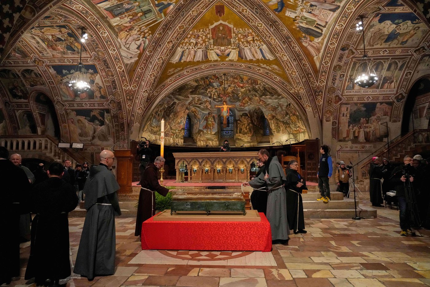 Photos from Assisi as the bones of St. Francis go on display | iNFOnews.ca