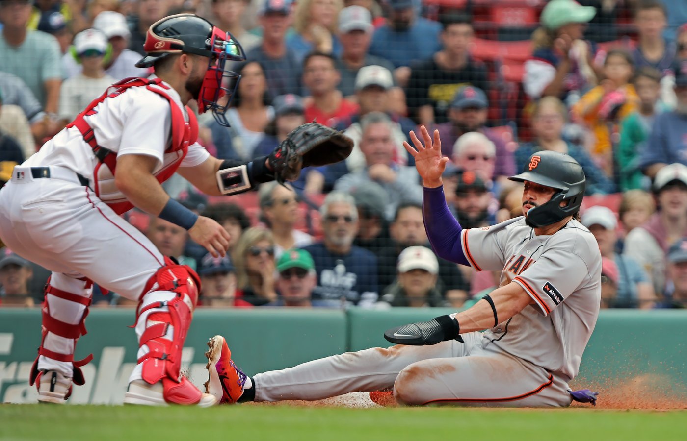 Sogard's solo homer starts Red Sox rally in 5-4 win over Giants | iNFOnews.ca