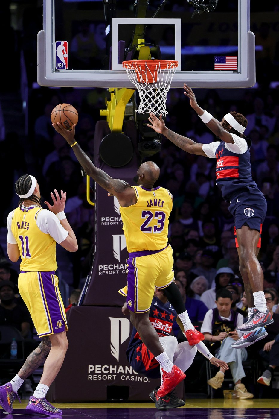 With Luka Doncic suspended, LeBron James' triple-double powers Lakers to 120-101 win over Wizards | iNFOnews.ca