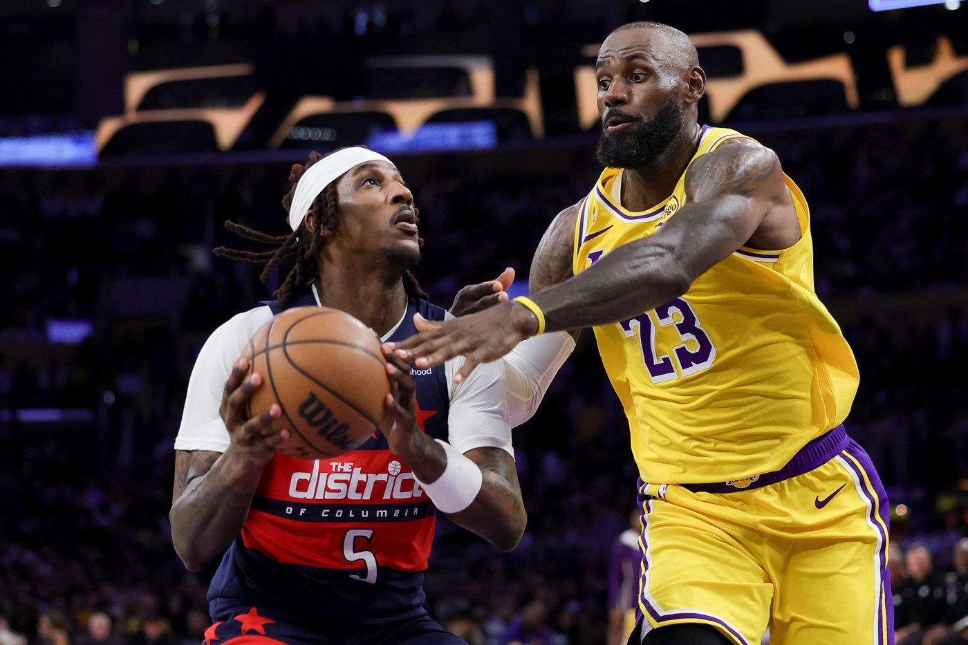 With Luka Doncic suspended, LeBron James' triple-double powers Lakers to 120-101 win over Wizards | iNFOnews.ca