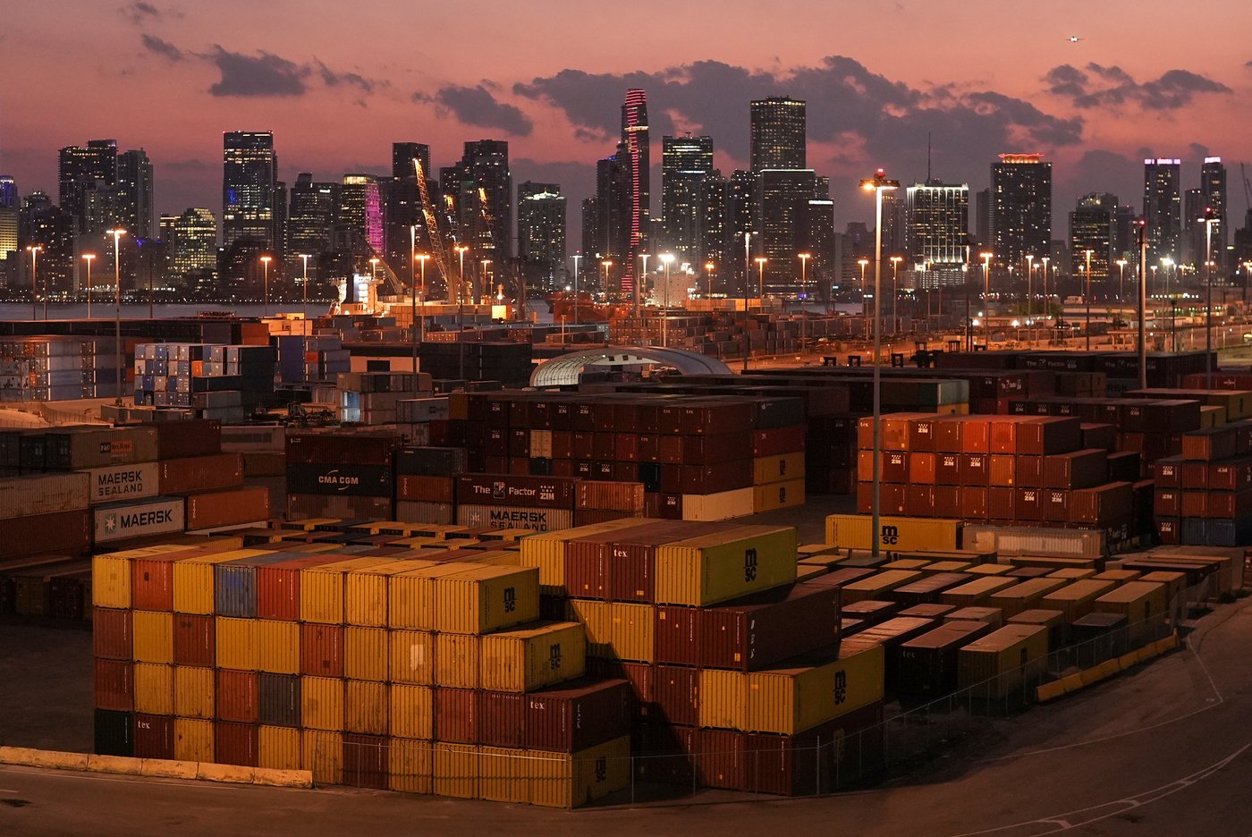 Nations preserve a plan to adopt a global fee on shipping emissions, but keep their options open | iNwheels