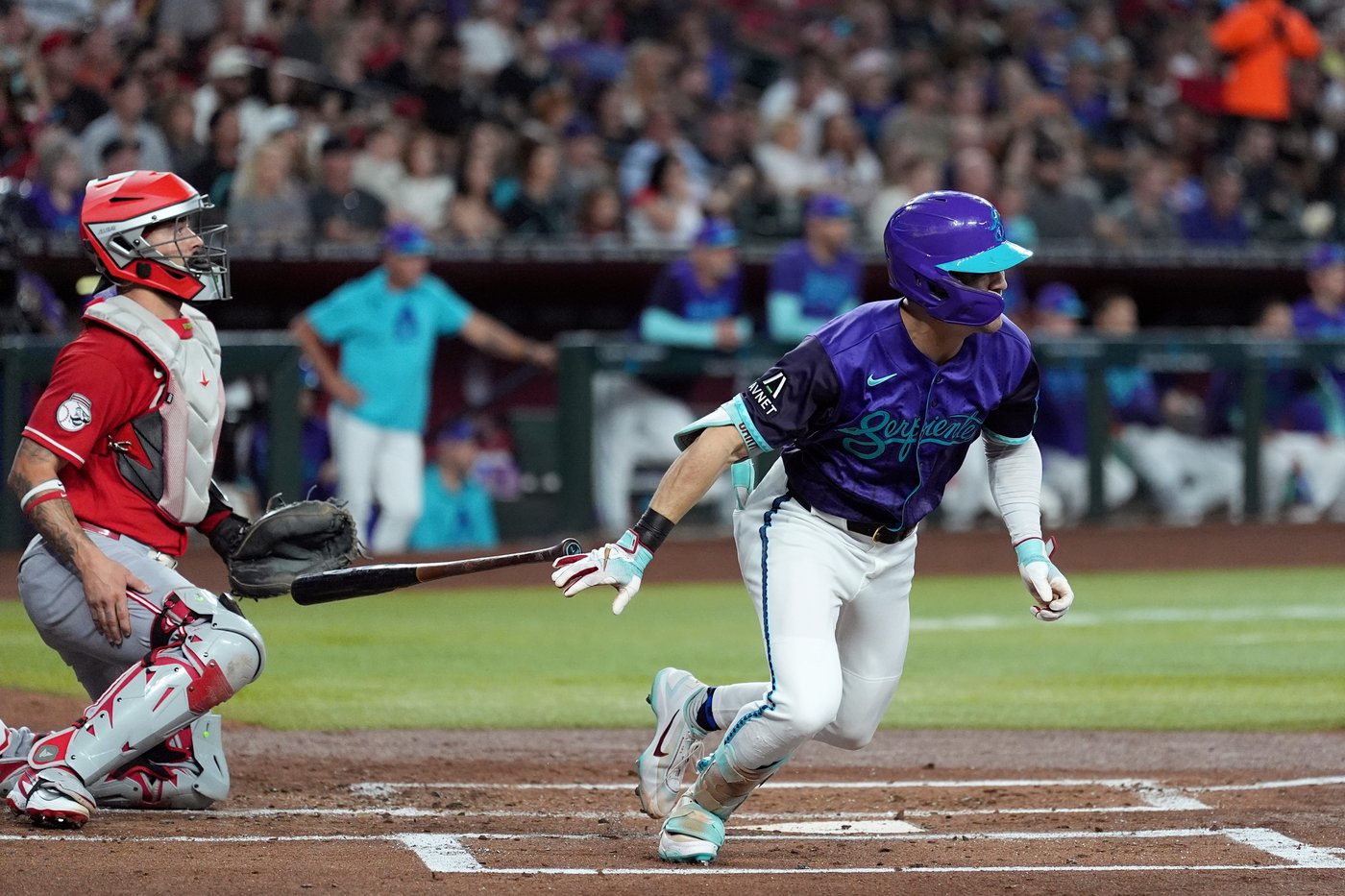 Ildemaro Vargas' 2-run triple highlights rally that pushes the Diamondbacks past Reds 5-3 | iNFOnews.ca Ildemaro Vargas' 2-run triple highlights rally that pushes the Diamondbacks past Reds 5-3 | iNFOnews.ca