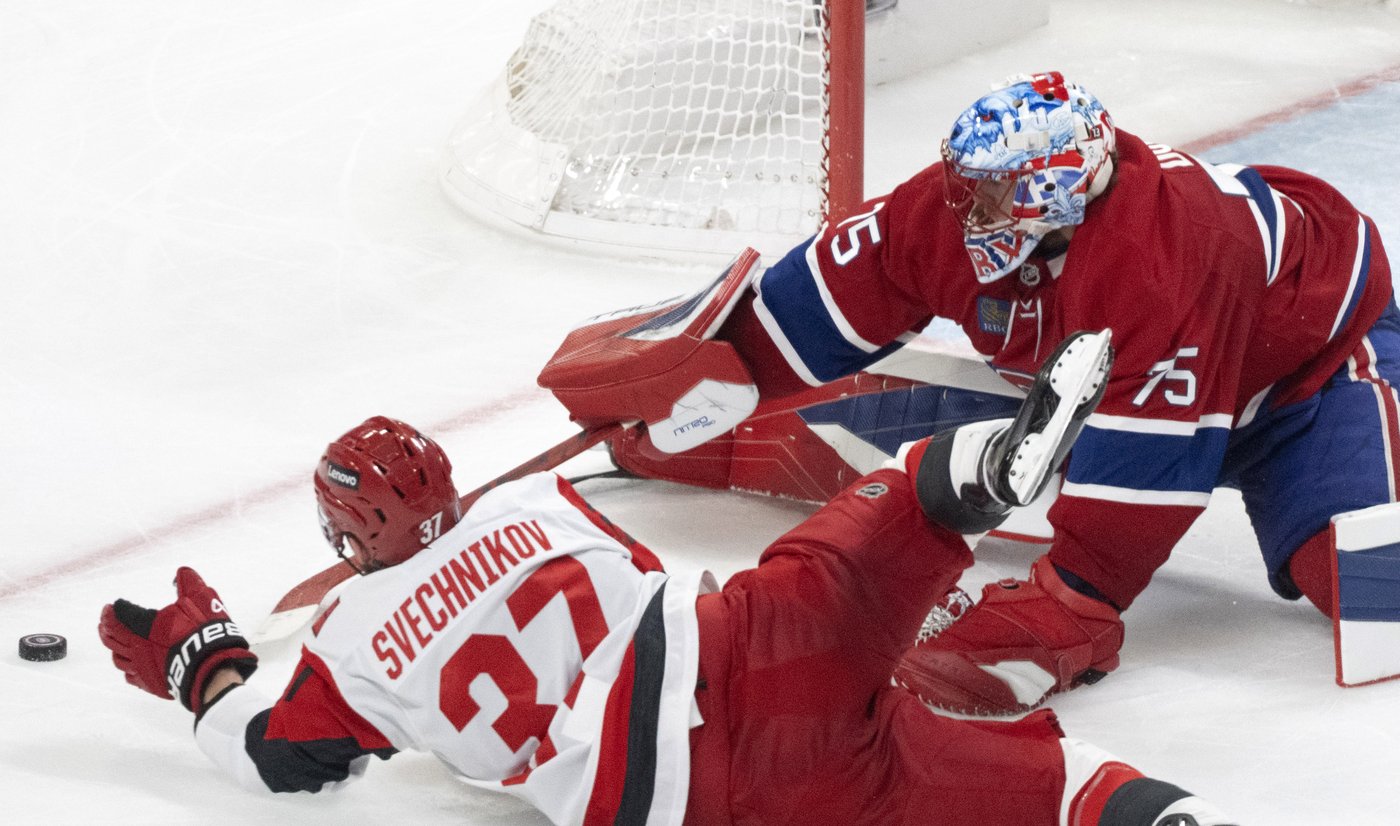 Svechnikov scores in OT, Hurricanes beat Canadiens 3-2 to take 2-1 series lead | iNFOnews.ca