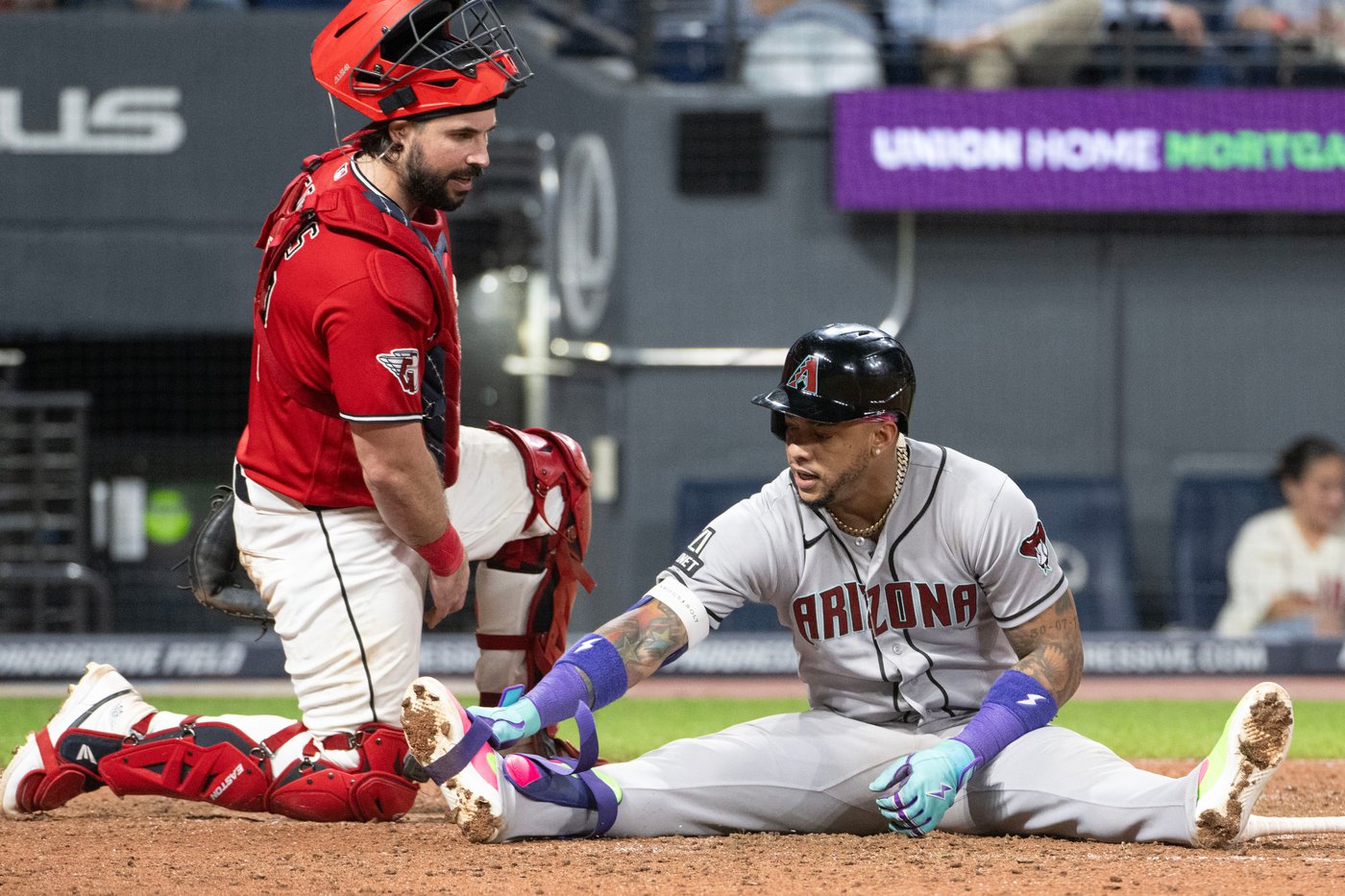 Perdomo, Carroll homer in 7-run 7th in Diamondbacks' 12-8 win over the Guardians | iNFOnews.ca Perdomo, Carroll homer in 7-run 7th in Diamondbacks' 12-8 win over the Guardians | iNFOnews.ca