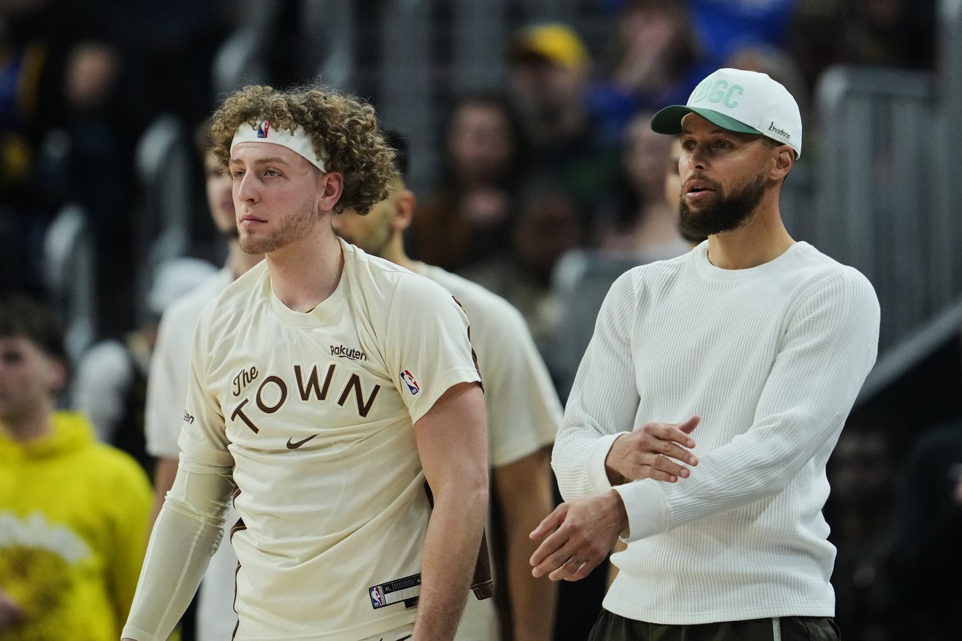 Porzingis and Santos come up big for Warriors in 131-126 win over Wizards | iNFOnews.ca