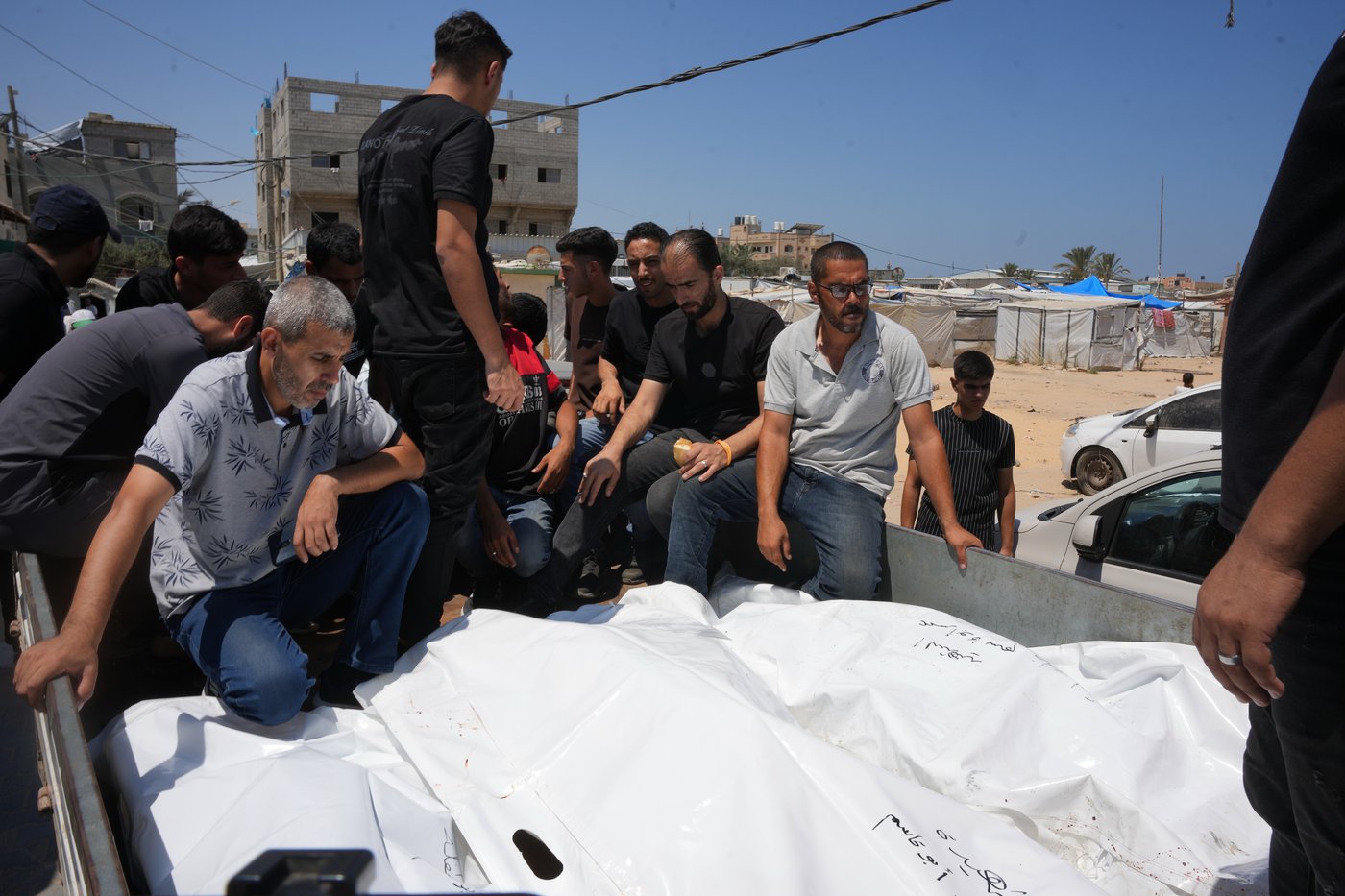 Israel's latest strikes kill a dozen people in Gaza, including police officers | iNFOnews.ca