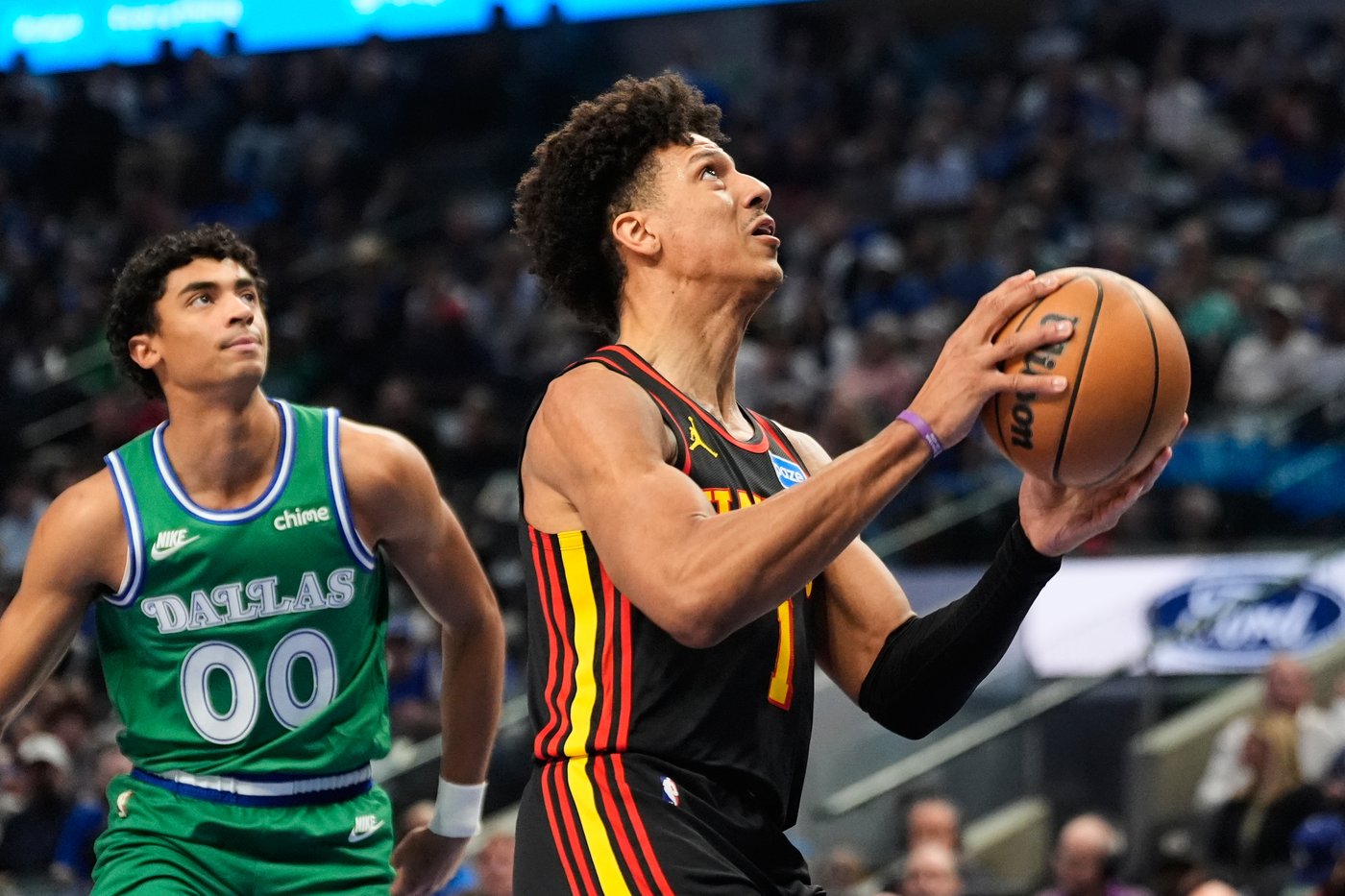 Hawks beat the Mavericks 135-120 for their 11th straight win | iNFOnews.ca