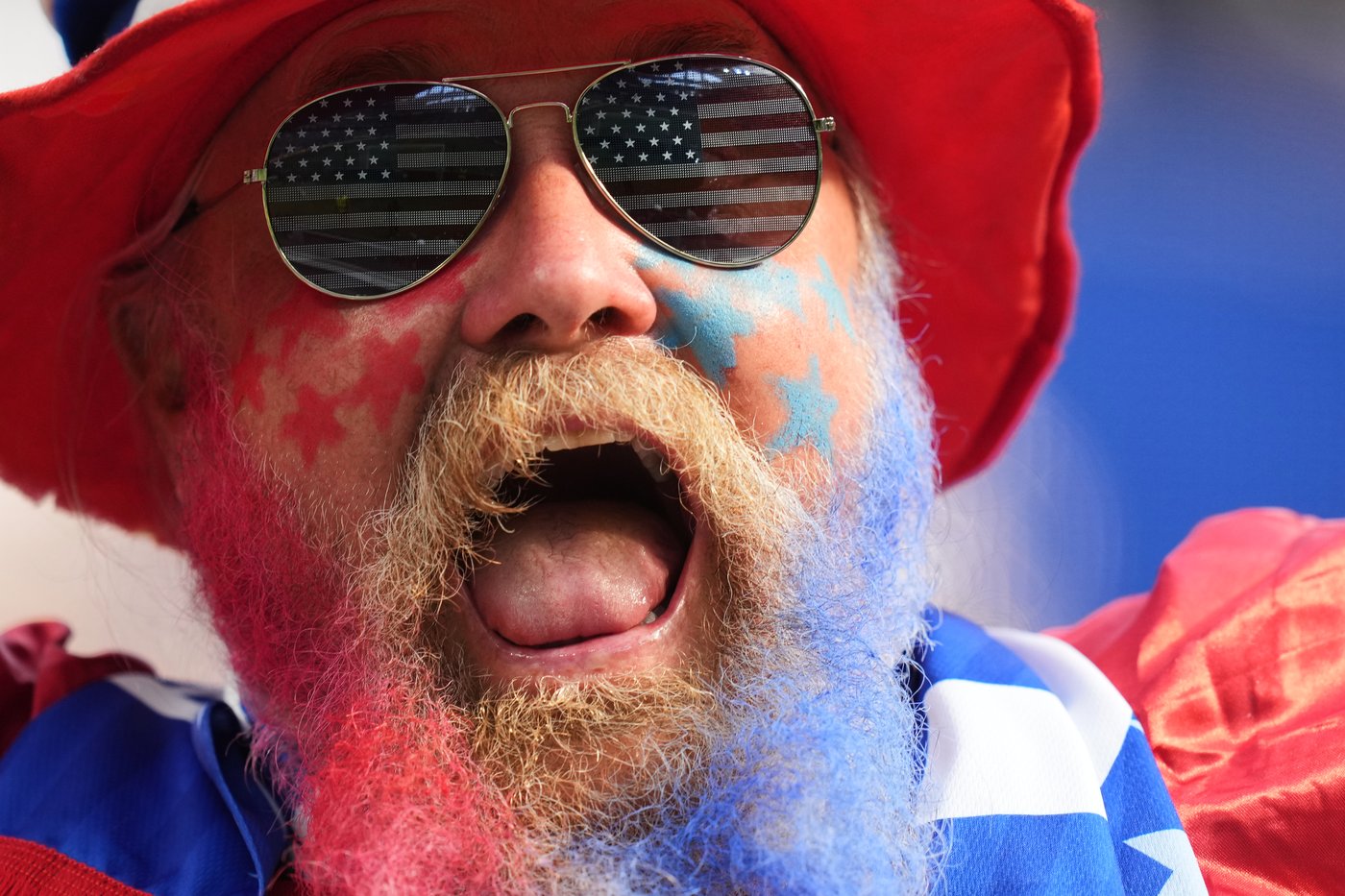 US keeps Pulisic on bench, sends out 9 new starters vs. Turkey in World Cup group finale | iNFOnews.ca