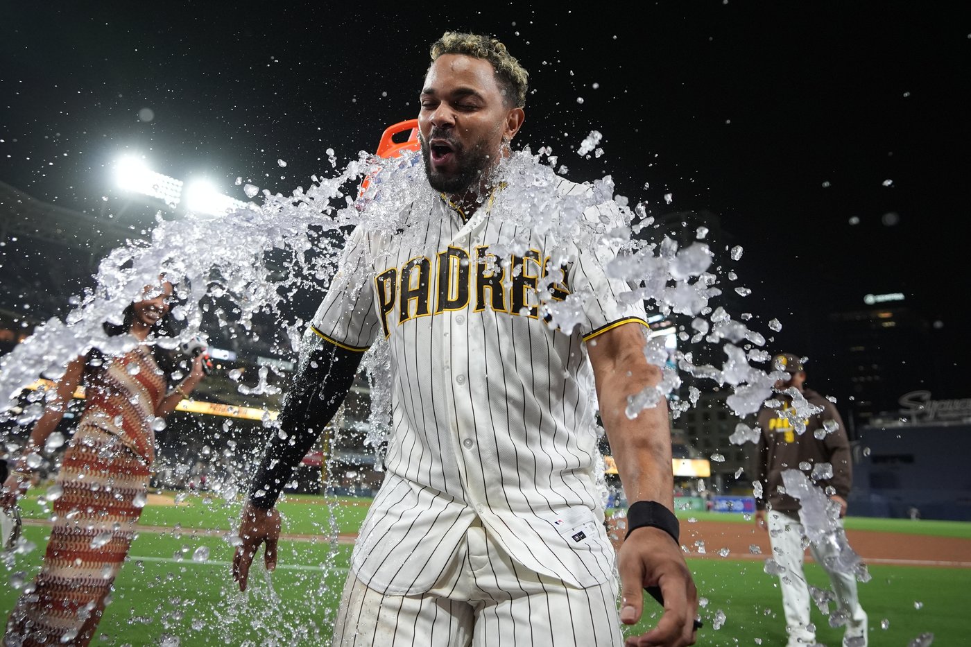 Fernando Tatis Jr. goes 5 for 5 and Padres top Rockies 8-7 on Xander Bogaerts’ sac fly in 9th | iNFOnews.ca