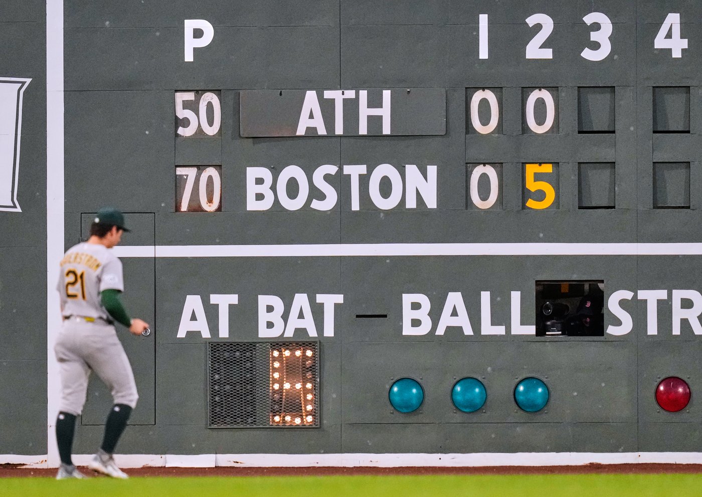 Tolle has career-high 14 strikeouts, Red Sox beat A's 13-1 for 9th straight win | iNFOnews.ca Tolle has career-high 14 strikeouts, Red Sox beat A's 13-1 for 9th straight win | iNFOnews.ca