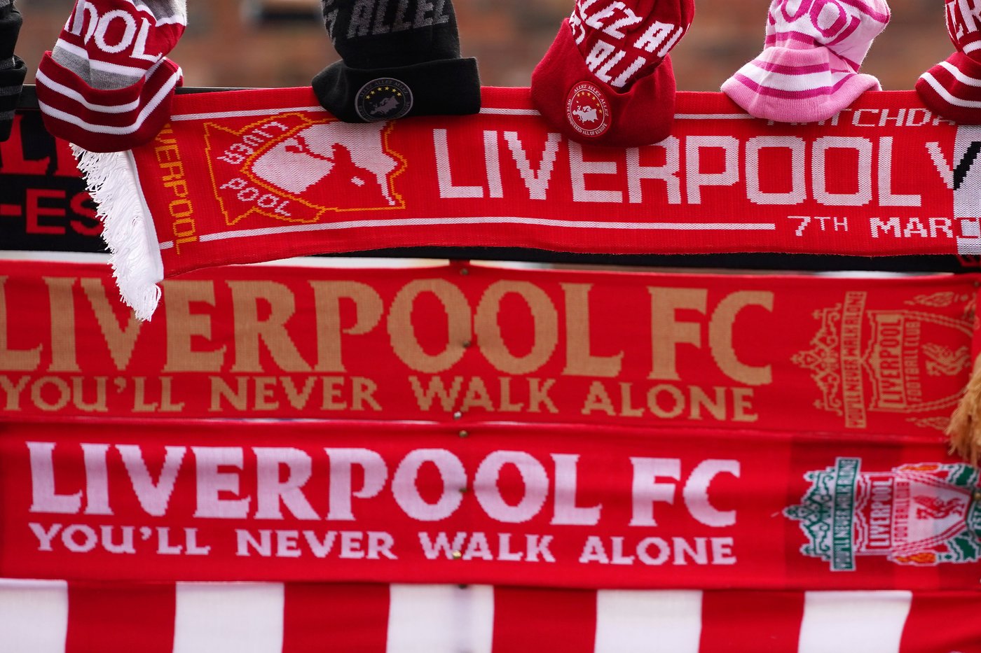 Bezos and Saverin join a consortium buying a minority stake in Liverpool | iNFOnews.ca