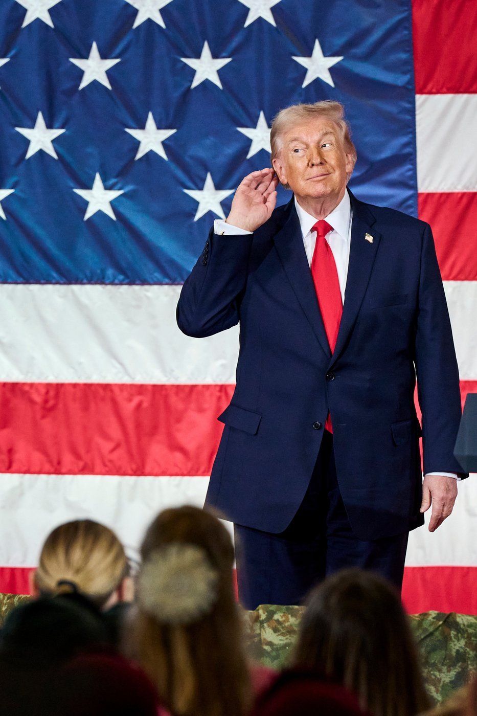 See the world in vertical: Top photos by AP photojournalists | iNFOnews.ca