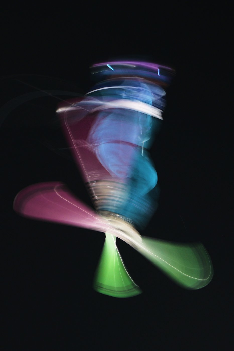 See the world in vertical: Top photos by AP photojournalists | iNFOnews.ca