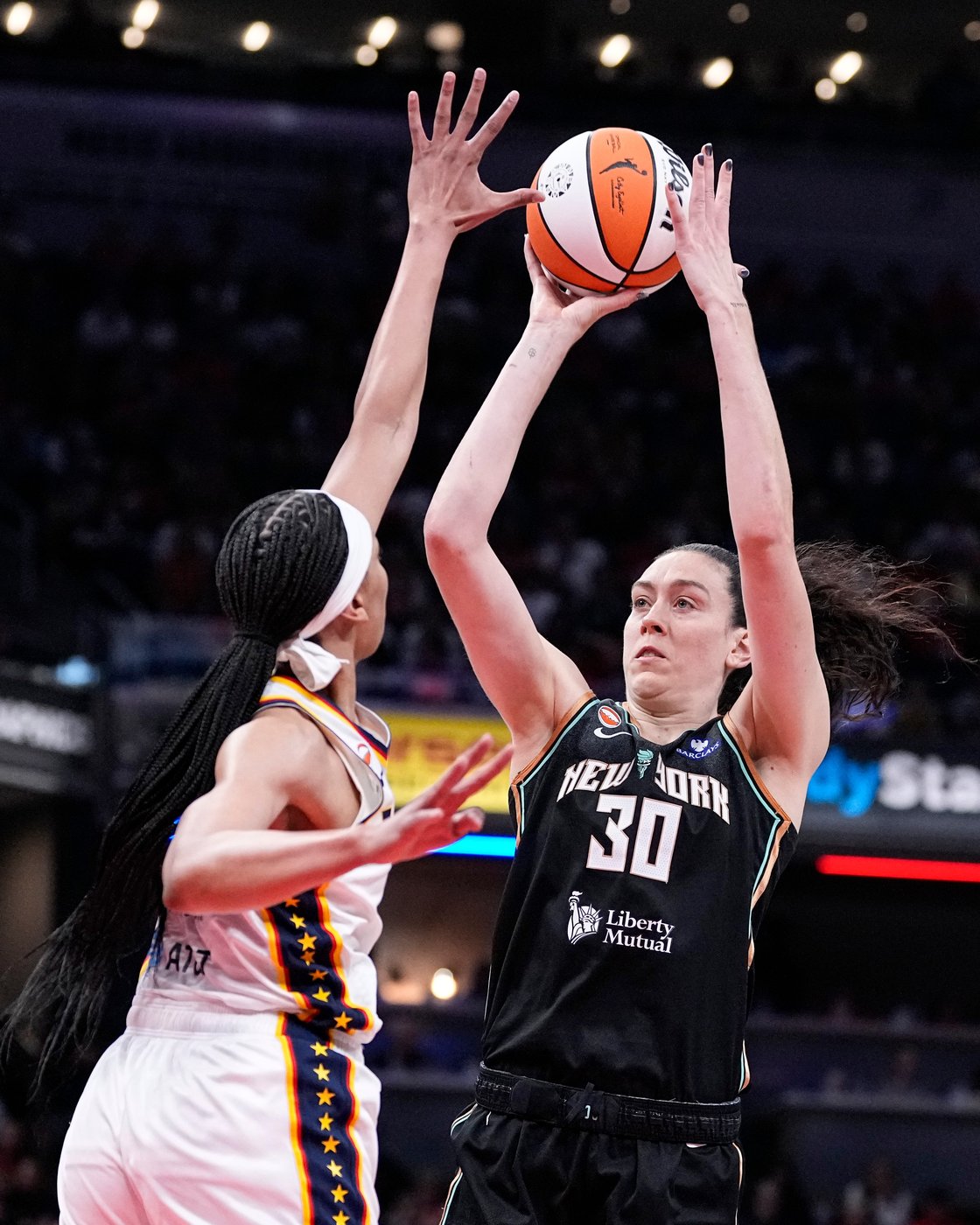 Kelsey Mitchell, Caitlin Clark help Fever continue hot streak with 106-92 victory over Liberty | iNFOnews.ca Kelsey Mitchell, Caitlin Clark help Fever continue hot streak with 106-92 victory over Liberty | iNFOnews.ca