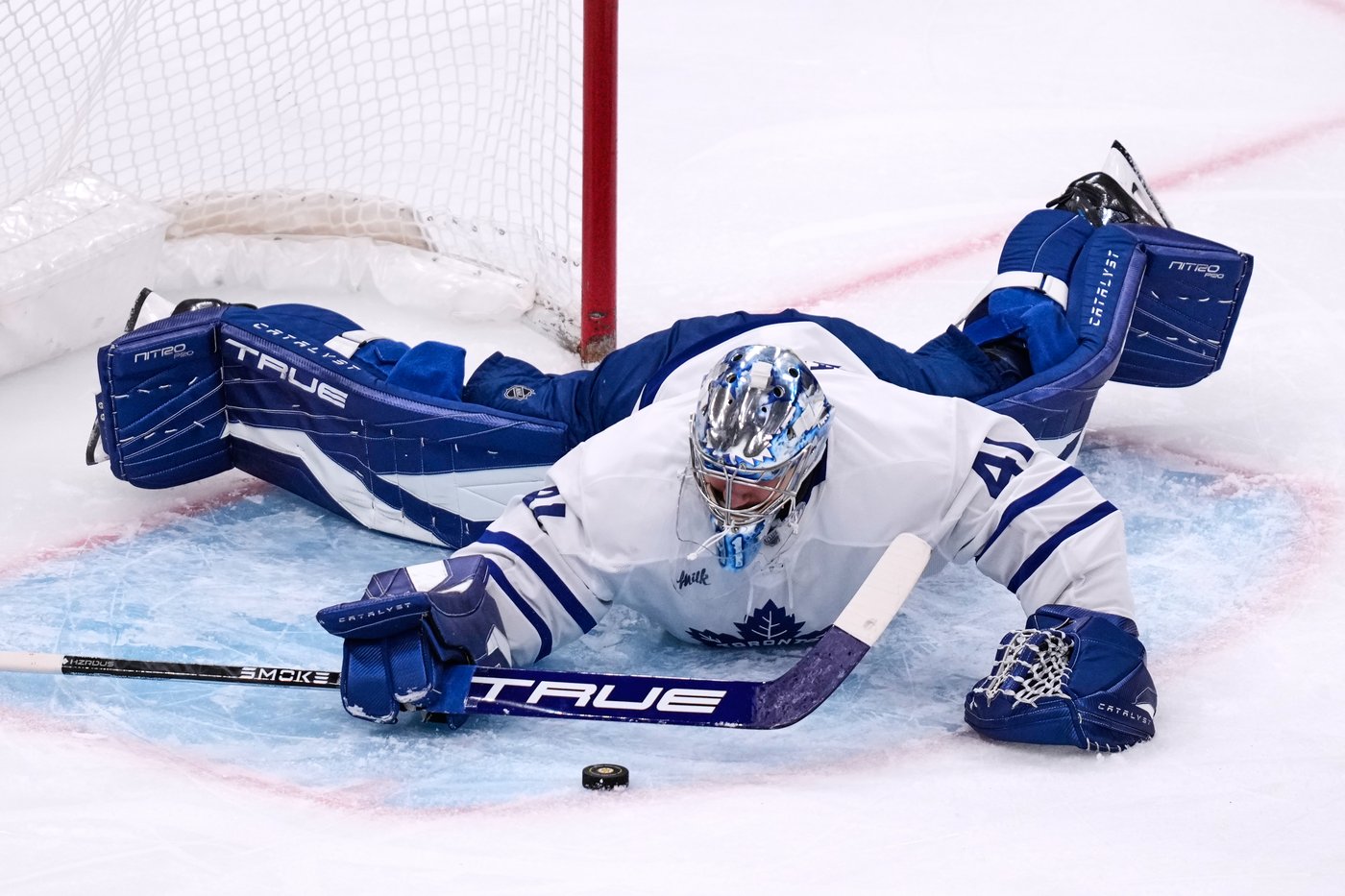 Knies scores twice, Maple Leafs snap 3-game skid with 4-2 win over Bruins | iNFOnews.ca