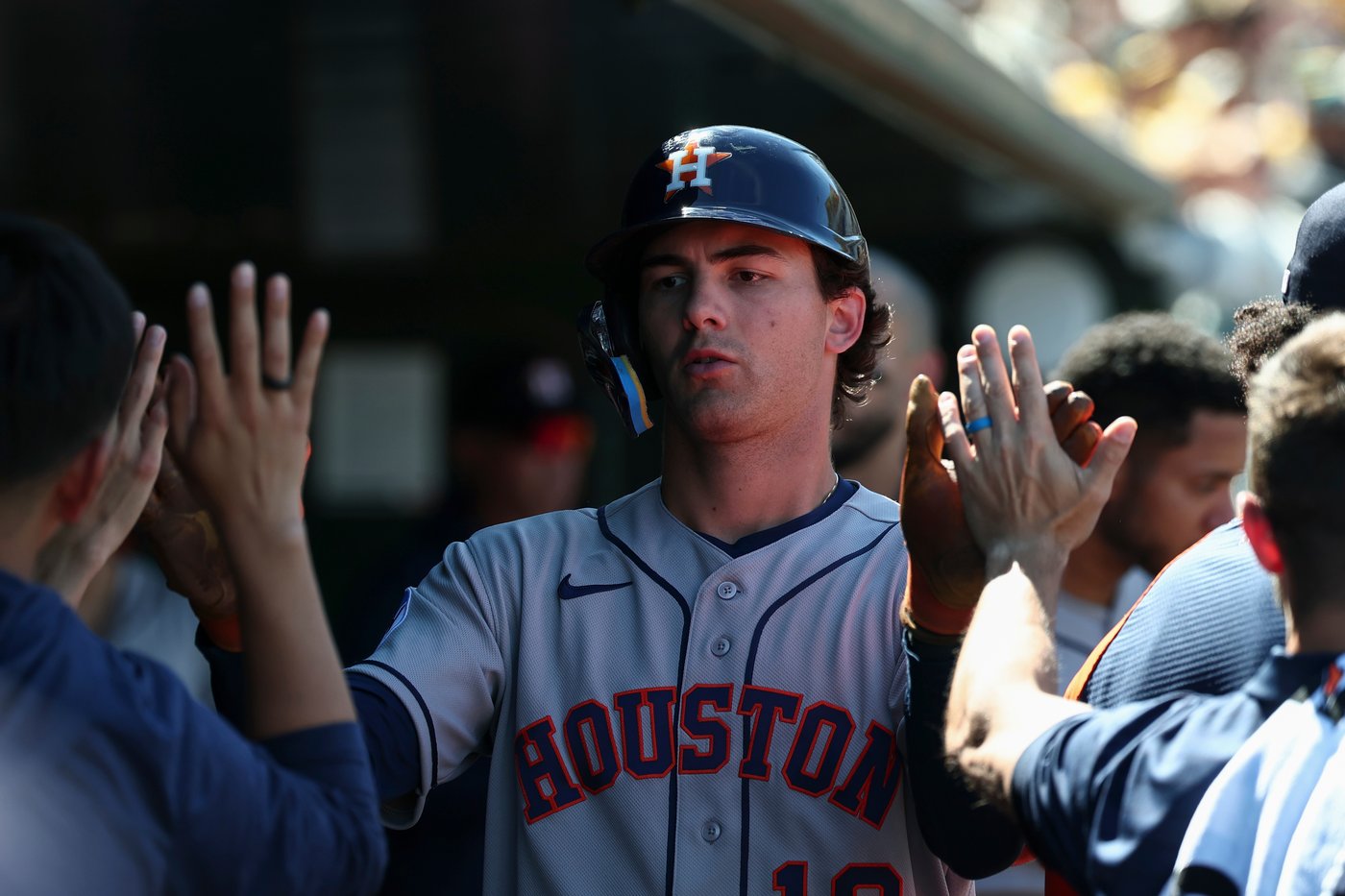 Walker homers, Peña gets 600th hit as Astros rout Athletics 11-0 | iNFOnews.ca