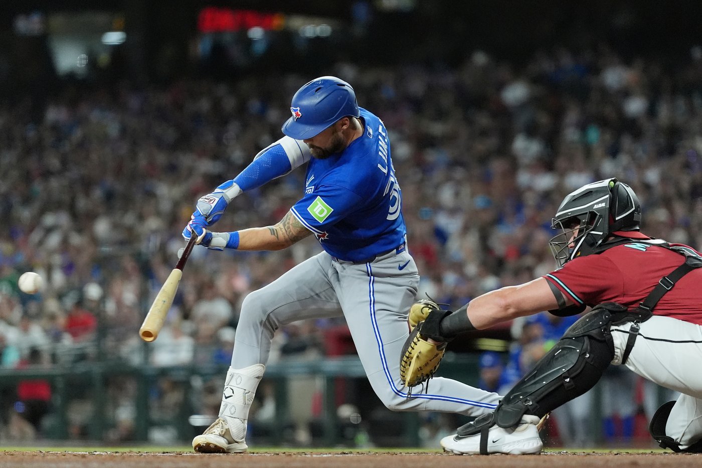 Blue Jays place Cease on 15-day injured list, activate outfielder Lukes | iNFOnews.ca
