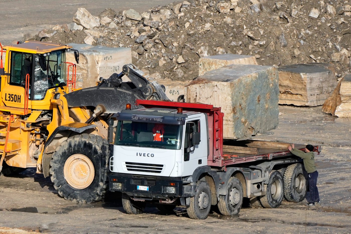The travertine quarries that built ancient Rome are carving rock for a new generation of temples | iNFOnews.ca