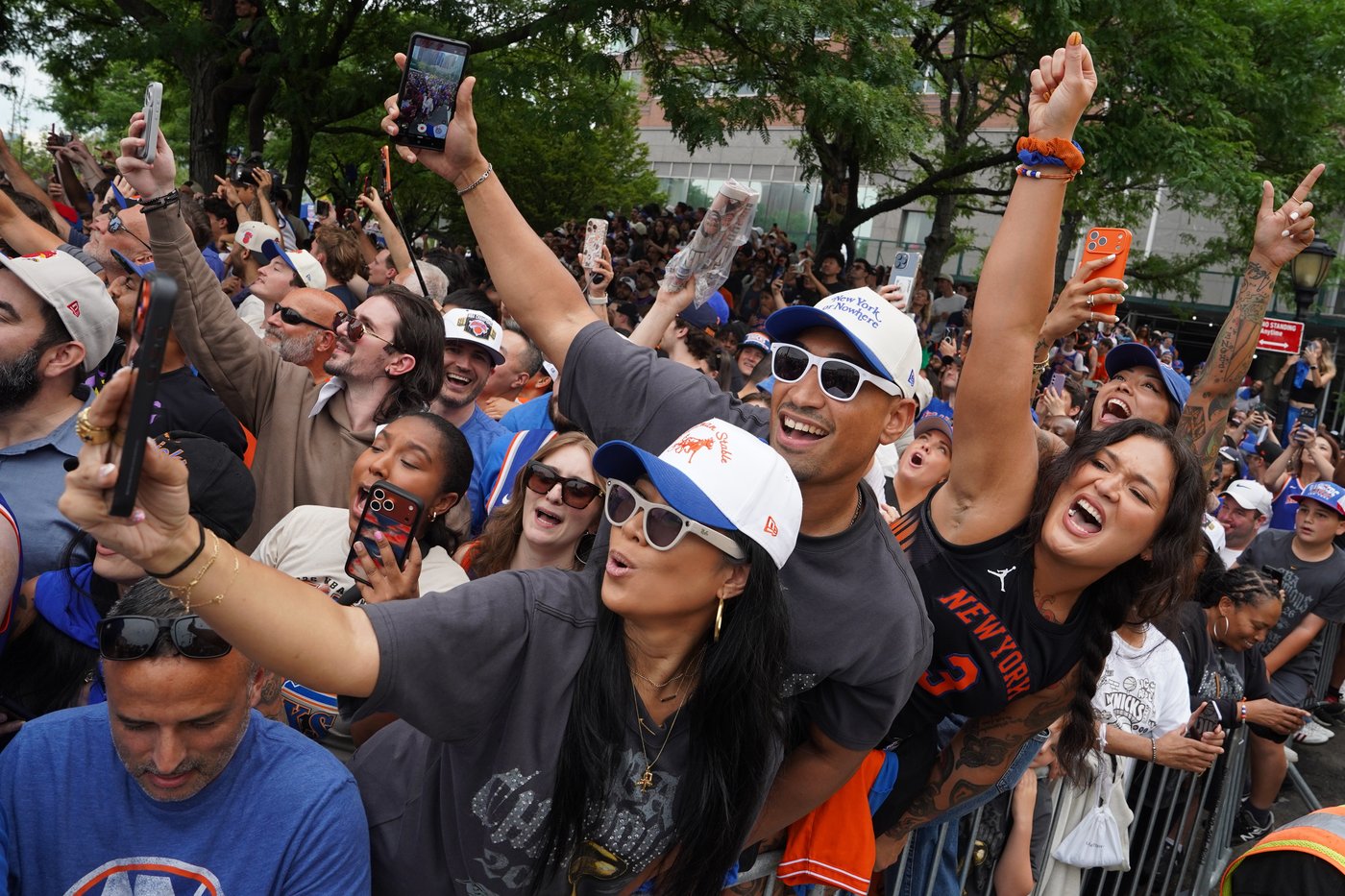 Photos of the New York Knicks parade | iNFOnews.ca