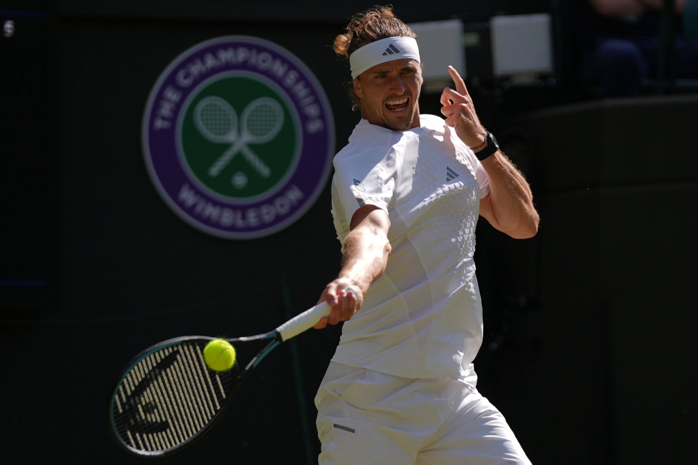Anisimova avoids Wimbledon upset with 20 aces in win over Kenin. Swiatek and Zverev also advance | iNFOnews.ca