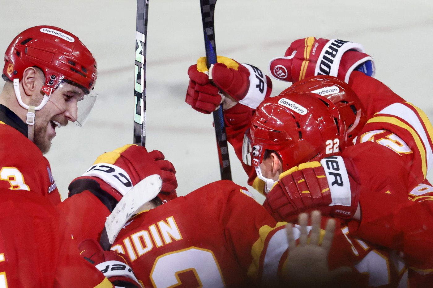 Hot Flames shut down Lightning's flashy stars in 4-3 OT win | iNFOnews.ca