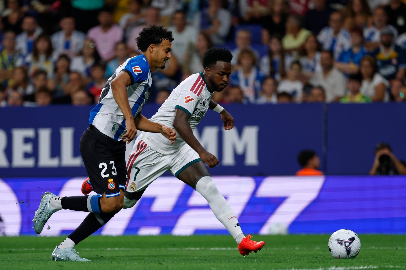Mourinho says Vinícius Júnior is unfairly targeted but wants him to manage his emotions better | iNFOnews.ca Mourinho says Vinícius Júnior is unfairly targeted but wants him to manage his emotions better | iNFOnews.ca