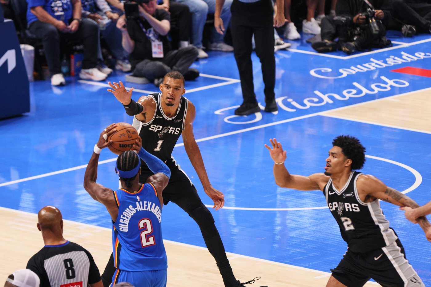 Wembanyama, Spurs win the West, topple Thunder 111-103 in Game 7 to head to NBA Finals | iNFOnews.ca