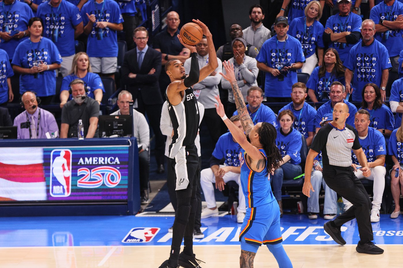 Wembanyama, Spurs win the West, topple Thunder 111-103 in Game 7 to head to NBA Finals | iNFOnews.ca