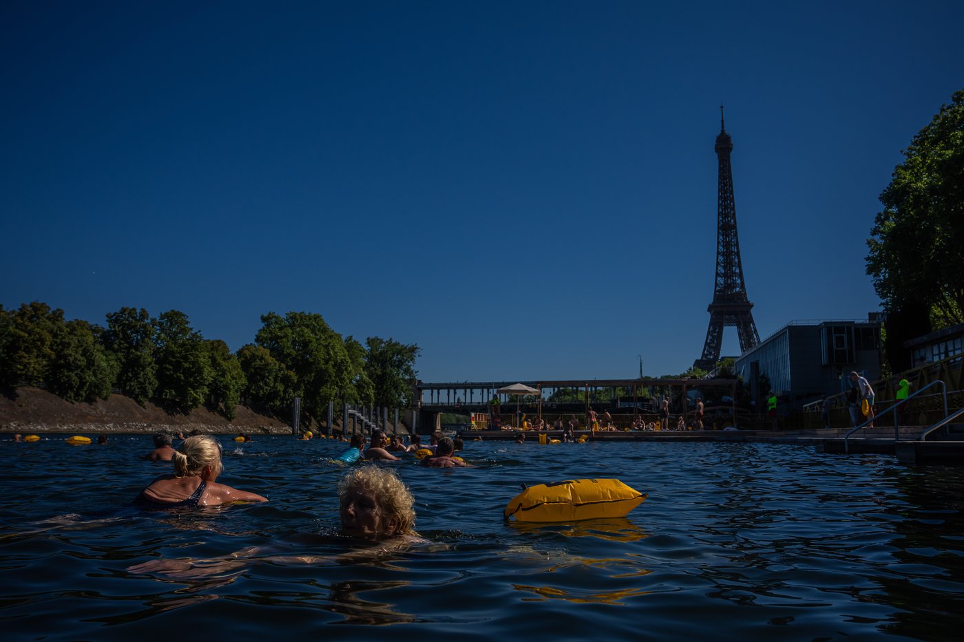 Paris summer ritual returns with 3 supervised Seine swimming spots | iNFOnews.ca