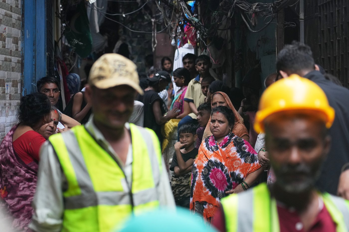 Landslide in Mumbai kills 7 as monsoon rains drench India | iNFOnews.ca Landslide in Mumbai kills 7 as monsoon rains drench India | iNFOnews.ca