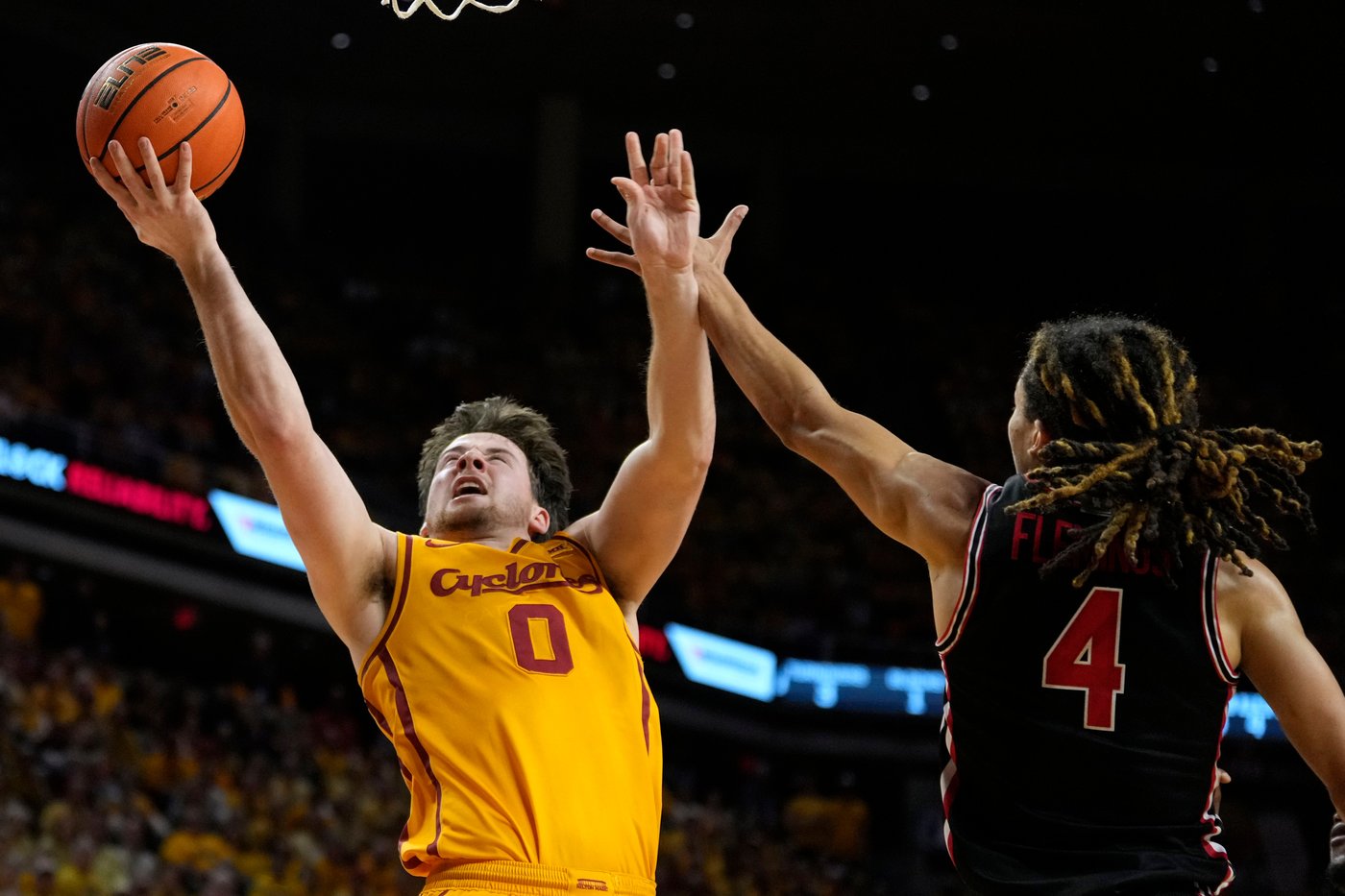 Nate Heise hits go-ahead 3-pointer in No. 6 Iowa State's 70-67 win over No. 2 Houston | iNFOnews.ca