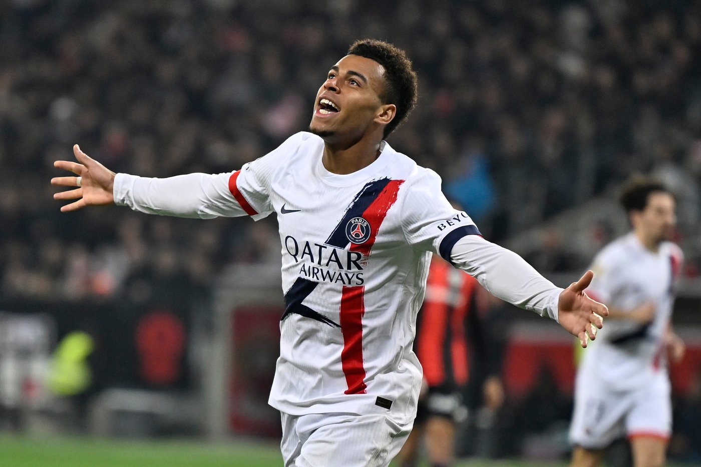 PSG wants to postpone Lens title showdown between Liverpool games. Lens says 'non' | iNFOnews.ca PSG wants to postpone Lens title showdown between Liverpool games. Lens says 'non' | iNFOnews.ca