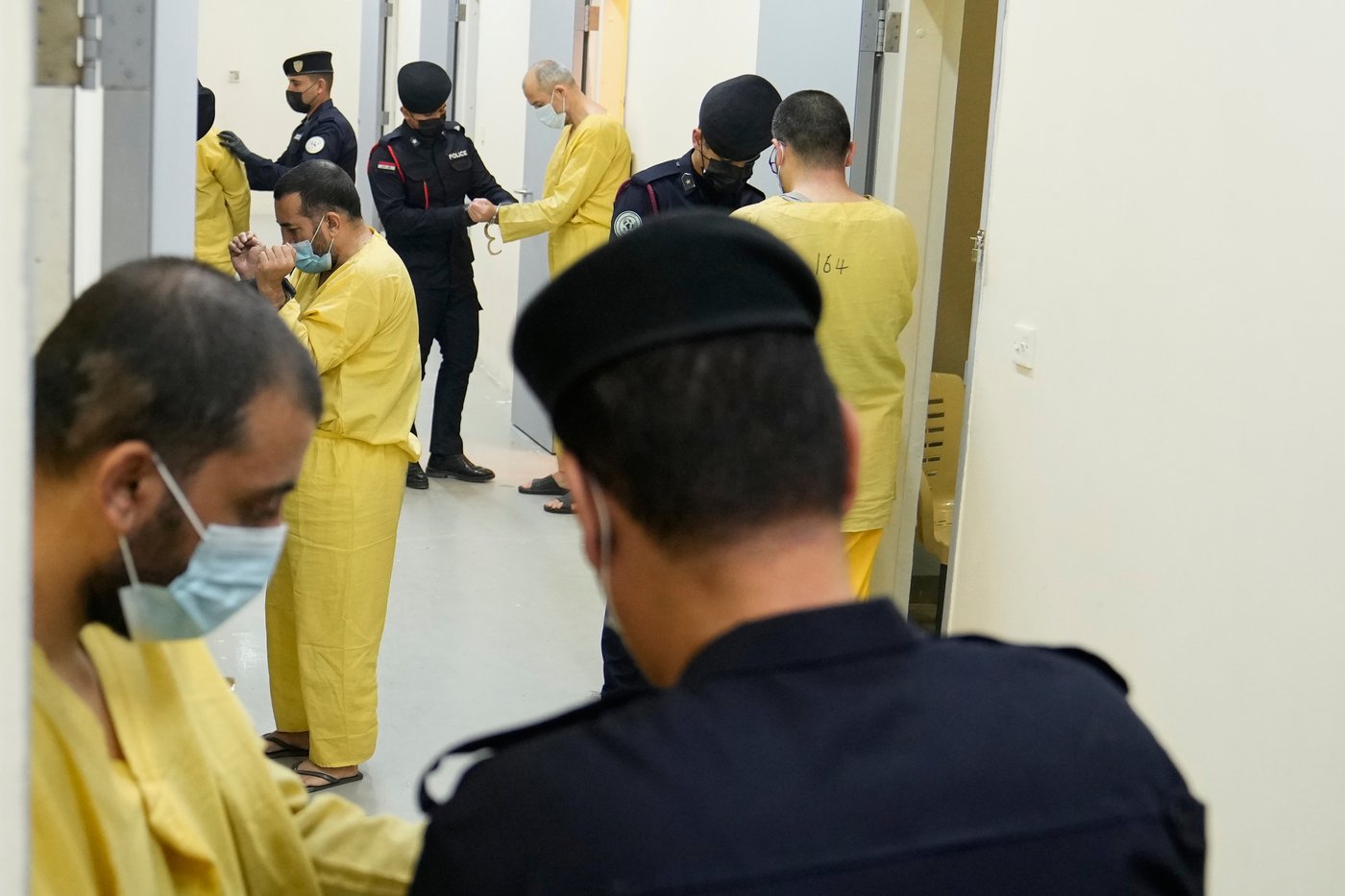 Photos of Islamic State suspects interrogated at Baghadad prison before trials | iNFOnews.ca