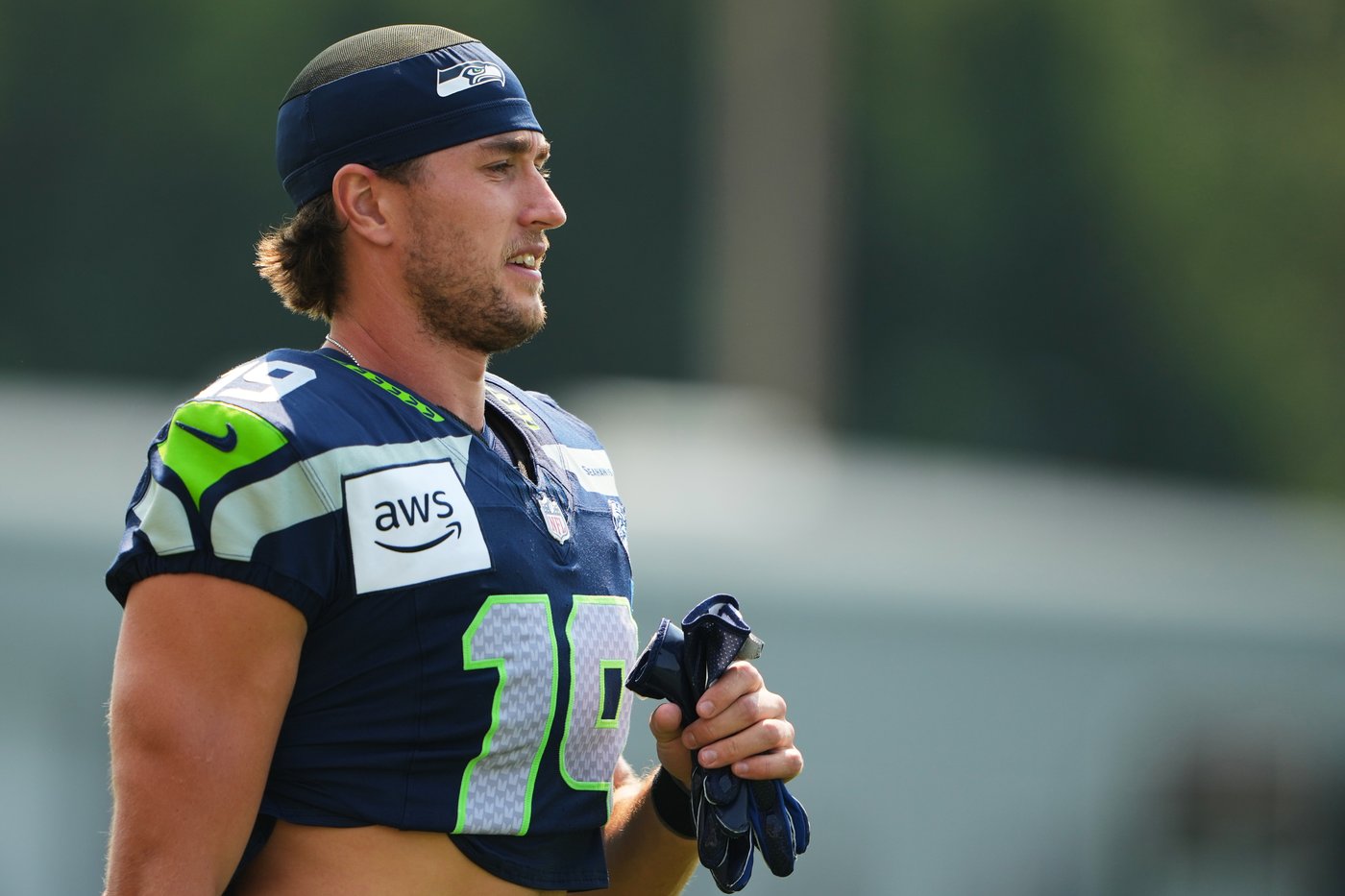 Seahawks WR Jake Bobo placed on IR after right knee injury | iNFOnews.ca
