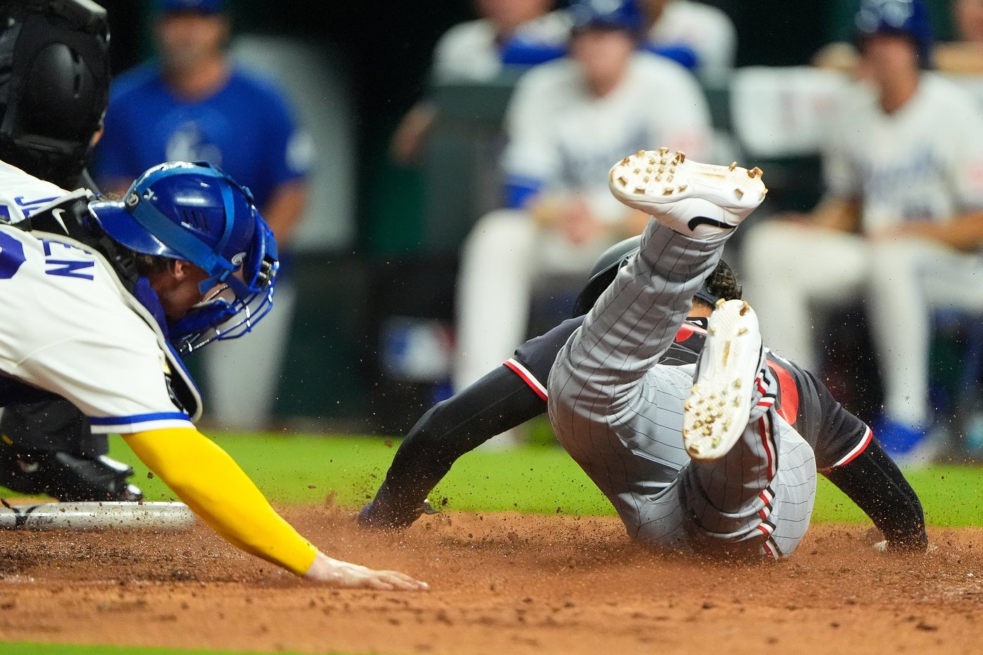 Brooks Lee's 2-run single in 8th lifts Twins to 4-3 win over Royals | iNFOnews.ca Brooks Lee's 2-run single in 8th lifts Twins to 4-3 win over Royals | iNFOnews.ca