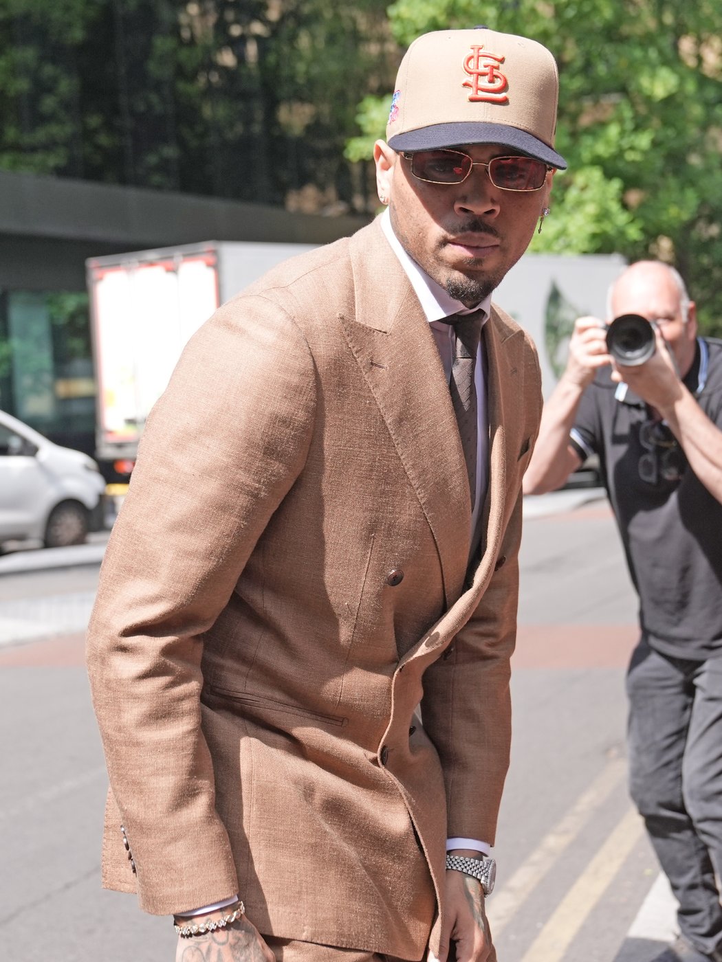 Singer Chris Brown pleads guilty over bottle attack at a London nightclub | iNFOnews.ca Singer Chris Brown pleads guilty over bottle attack at a London nightclub | iNFOnews.ca